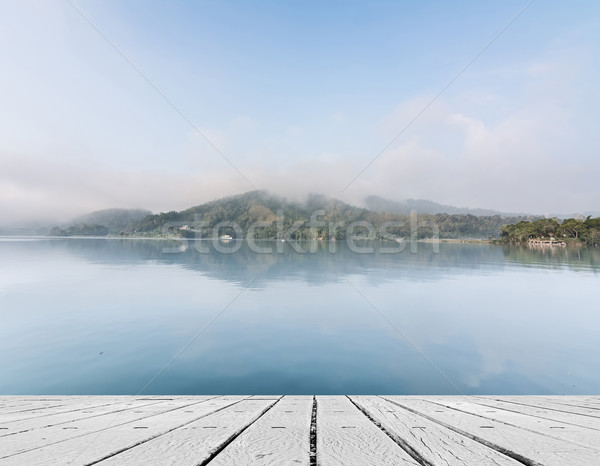 озеро туман облаке Focus столе Сток-фото © elwynn