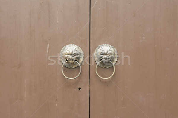 Stockfoto: Chinese · deur · decoratie · bronzen · leeuw · ontwerp