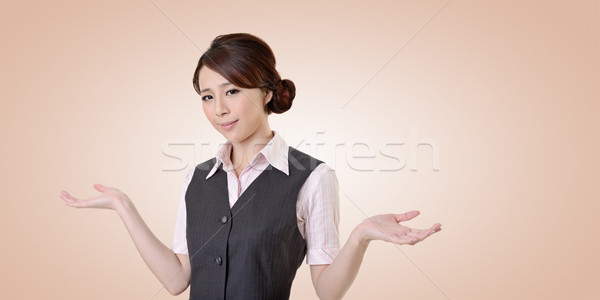 Indifeso giovani donna d'affari spalle primo piano ritratto Foto d'archivio © elwynn