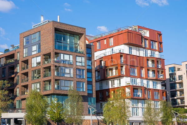 Nuovo appartamento case amburgo cielo costruzione Foto d'archivio © elxeneize