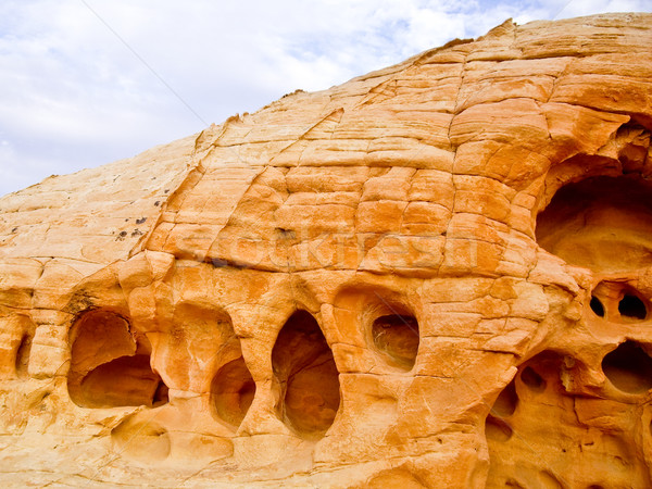Rock mostrar potente erosión arenisca valle Foto stock © emattil
