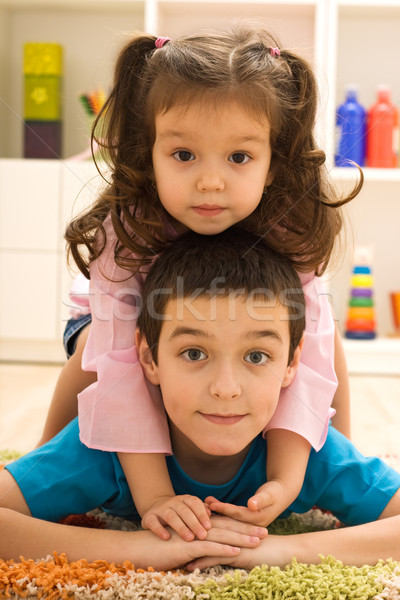 Stock foto: Zwei · Kinder · spielen · glücklich · Stock · Mädchen