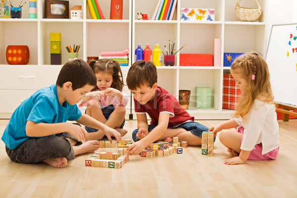 Enfants jouer blocs étage heureux construction [[stock_photo]] © emese73