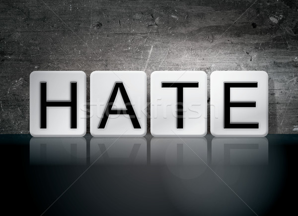 Gyűlölet csempézett levelek szó írott fehér Stock fotó © enterlinedesign