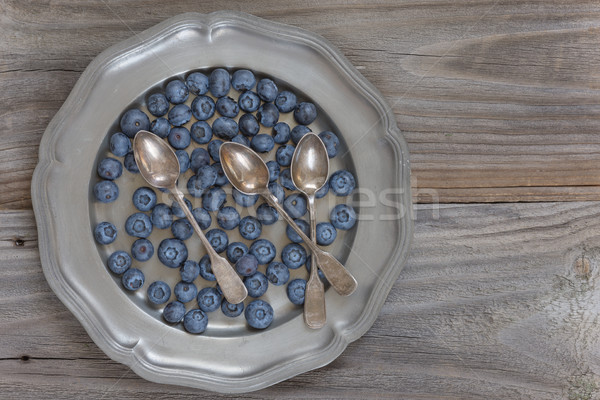 靜物 老 風格 藍莓 銀 餐具 商業照片 © Epitavi