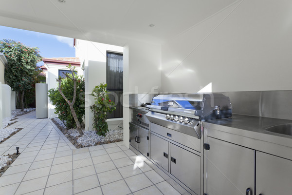Outdoor barbecue moderne huis koken wastafel Stockfoto © epstock