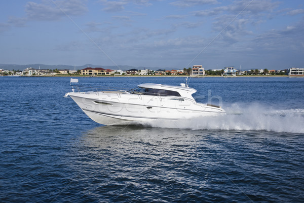 Weiß Yacht Segeln Küste lange wenig Stock foto © epstock