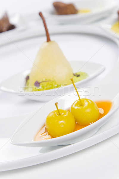 Beeren serviert orange Sauce Schokolade Restaurant Stock foto © epstock