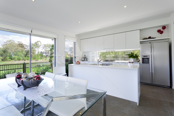 Moderno sala de jantar cozinha aço inoxidável australiano Foto stock © epstock