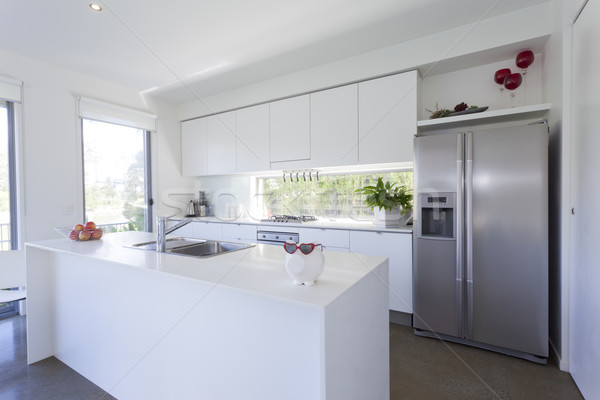 Moderno cozinha aço inoxidável australiano mansão Foto stock © epstock