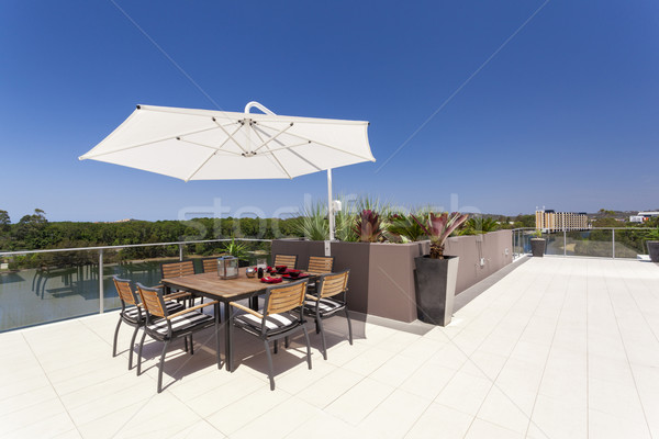 Penthouse varanda ensolarado luxuoso céu casa Foto stock © epstock