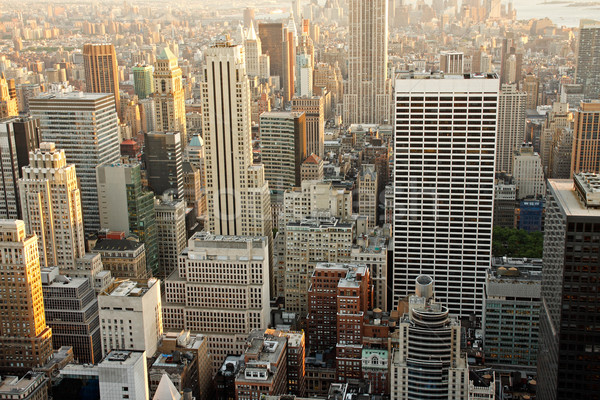 Manhattan felhőkarcolók alkonyat légifelvétel városkép felső Stock fotó © ErickN