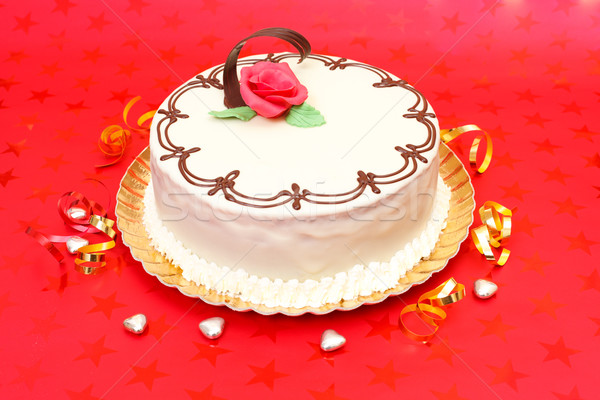 Witte cake Rood chocolade ornamenten marsepein Stockfoto © erierika