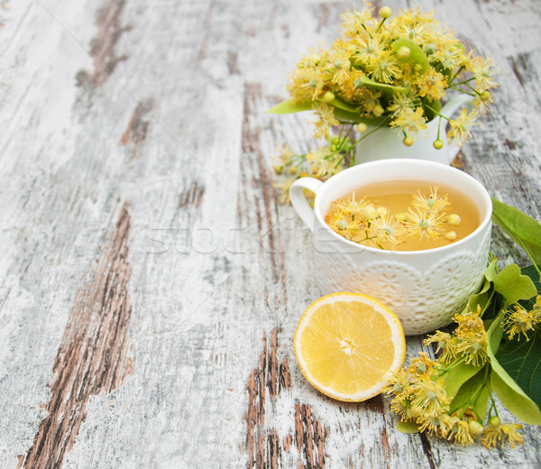 Foto stock: Copo · chá · medicinal · flores · velho