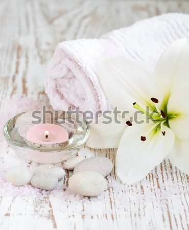 Crema per il viso giglio fiori benessere spa scena Foto d'archivio © Es75