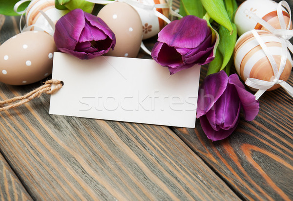 Foto stock: Páscoa · ovos · de · páscoa · tulipas · fita · flores · árvore