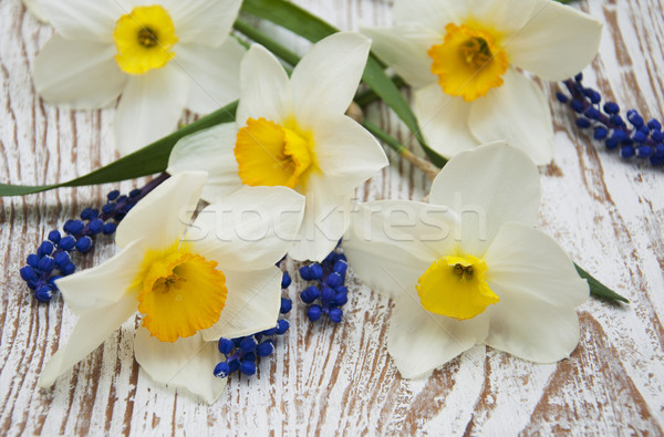 [[stock_photo]]: Fleurs · du · printemps · vieux · bois · printemps · été · table