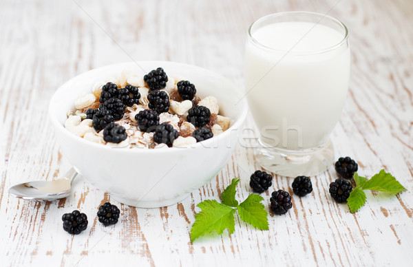 Ciotola muesli cereali legno foglia Foto d'archivio © Es75