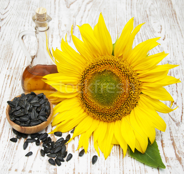 Sunflower seeds and oil Stock photo © Es75