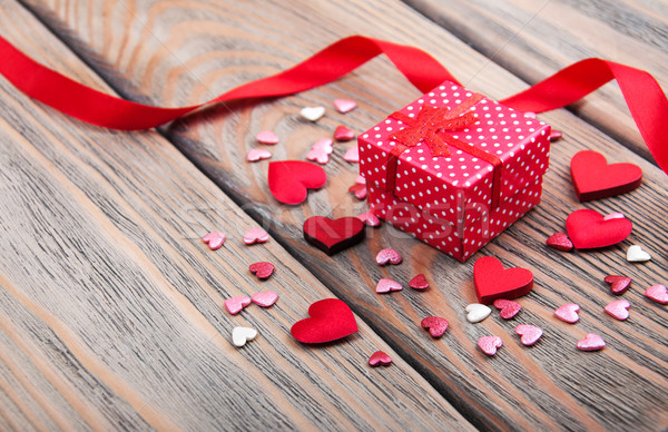 Stock photo: Gift box and hearts