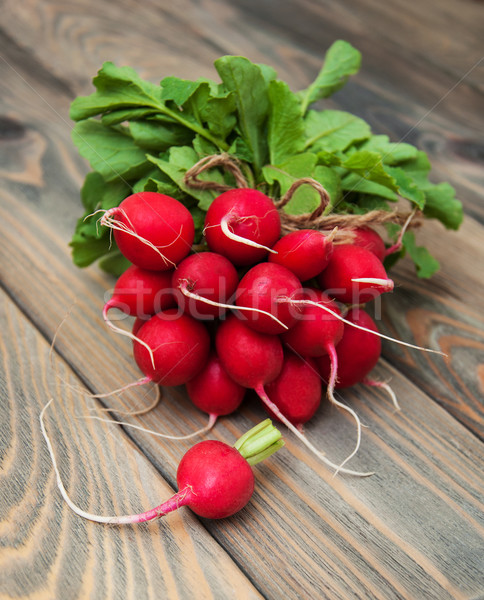 [[stock_photo]]: Fraîches · organique · radis · vieux · bois · alimentaire