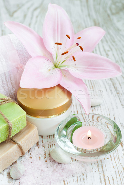 Stock photo: Spa set with lily