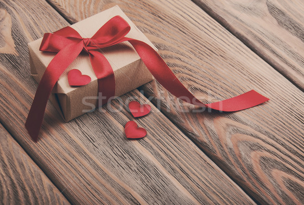 Coffret cadeau coeurs vintage vieux bois papier Photo stock © Es75