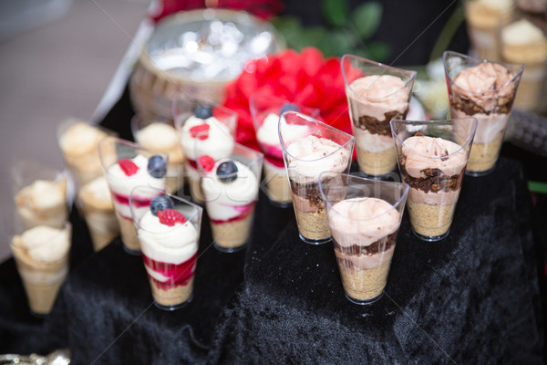 Käsekuchen Schokolade Hintergrund Kuchen Abendessen rot Stock foto © esatphotography