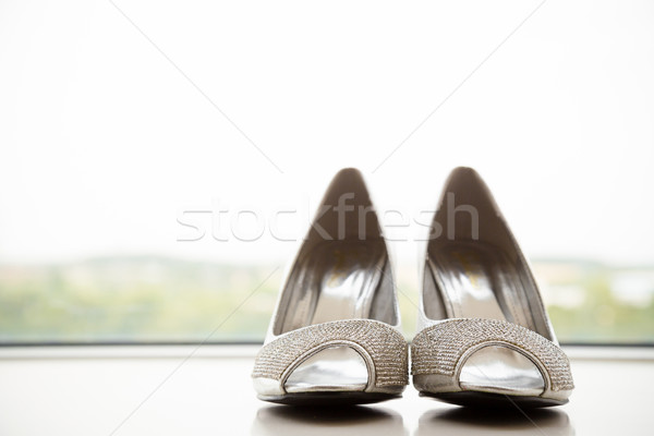 Foto d'archivio: Argento · wedding · scarpe · spose