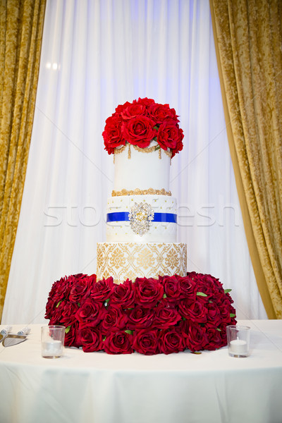 свадебный торт красный цветок любви закрывается белый Сток-фото © esatphotography