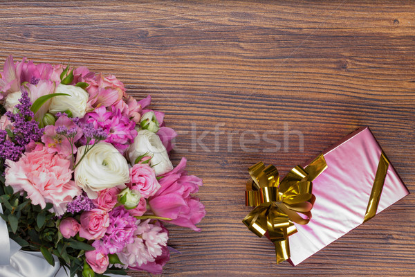 Valentin cadeau fleurs bois texture rose [[stock_photo]] © Escander81