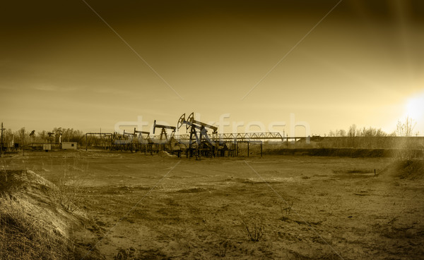 Óleo campo bombear grupo industrial energia Foto stock © EvgenyBashta