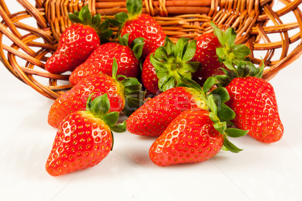 Fresas hojas aislado blanco alimentos fondo Foto stock © EwaStudio