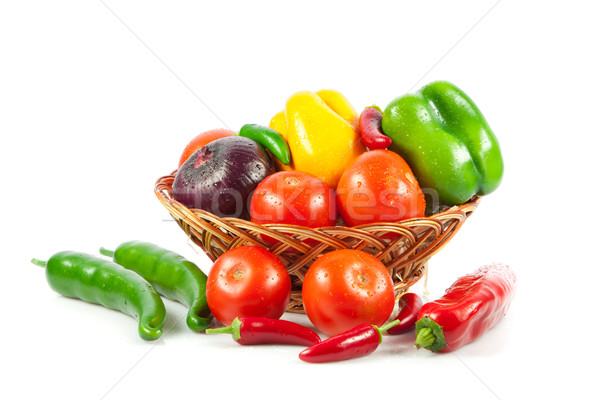 Légumes frais panier isolé blanche bio légumes [[stock_photo]] © EwaStudio