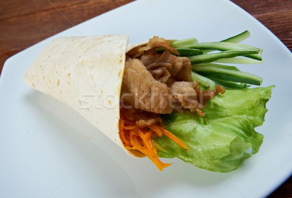 Déjeuner porc tranche concombre dîner viande [[stock_photo]] © fanfo