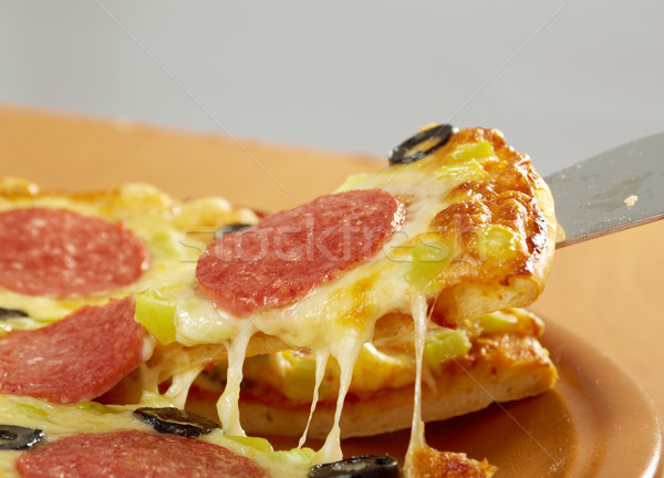 Aufnahme Scheibe Käse Pizza Mittagessen schnell Stock foto © fanfo