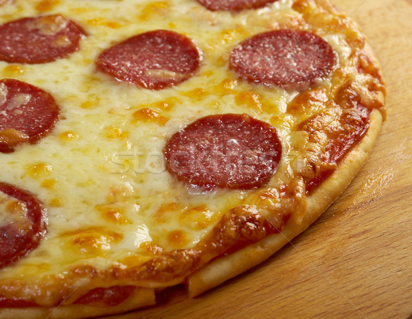 Ev yapımı pizza peynir domates hızlı İtalyan Stok fotoğraf © fanfo