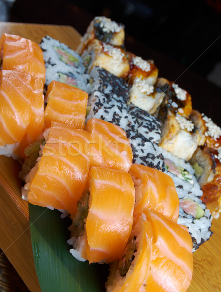 Rouler saumon japonais sushis traditionnel poissons [[stock_photo]] © fanfo