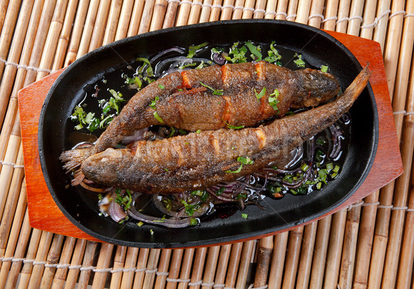 Grillowany pstrąg japoński kuchnia żywności ryb Zdjęcia stock © fanfo