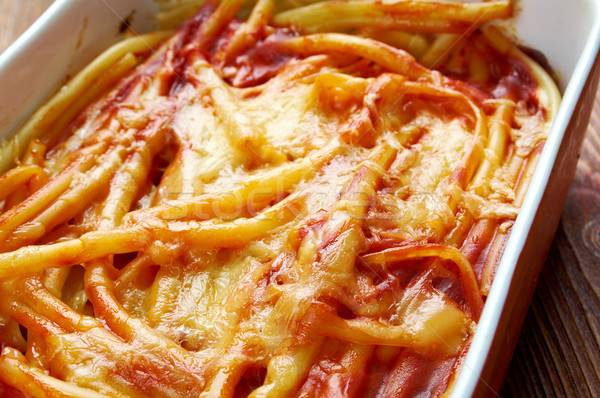 Macaroane brânză tomate roşu mananca prânz Imagine de stoc © fanfo
