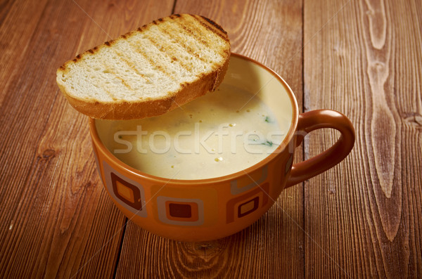 Zuppa d'aglio in crosta Stock photo © fanfo