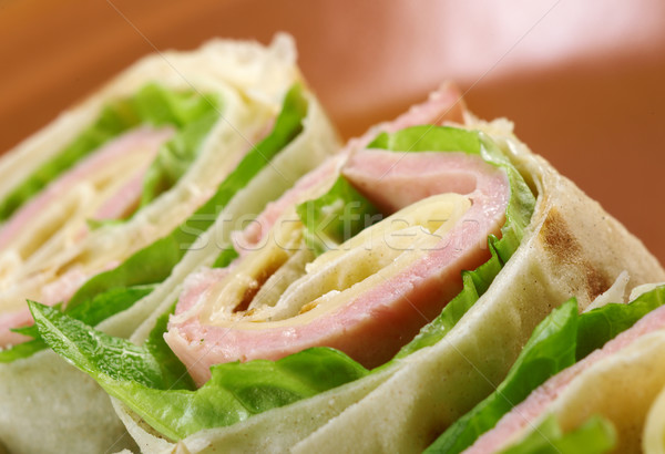 Zdrowych kanapka klubowa pita chleba toczyć zielone Zdjęcia stock © fanfo
