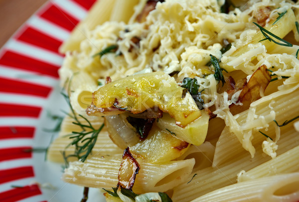 Mezze penne alla formaggella Stock photo © fanfo