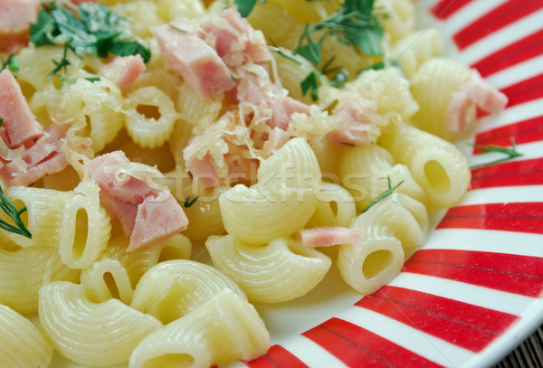 Foto d'archivio: Gomito · maccheroni · fatto · in · casa · formaggio · prosciutto · pasta