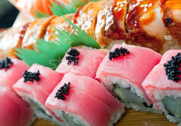 Zestaw japoński sushi tradycyjny japońskie jedzenie ryb Zdjęcia stock © fanfo