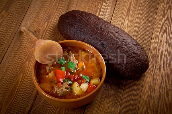 Traditionnel cuisine plat bol boeuf bois [[stock_photo]] © fanfo