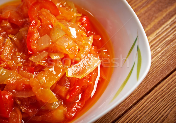 Hongrois vert rouge tomate cuisson carotte Photo stock © fanfo