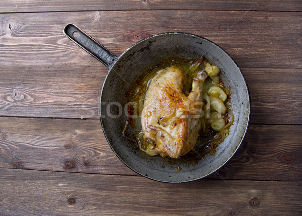 Poulet aux oignons Stock photo © fanfo