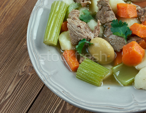 Irlandez tocana carne de porc alimente supă legume Imagine de stoc © fanfo