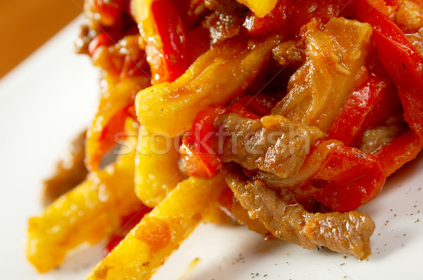 Foto stock: Ternera · patatas · restaurante · rojo · carne · tenedor